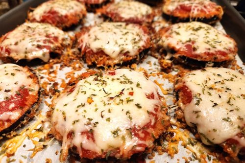 Crispy & Cheesy Baked Eggplant Parmesan Sheet Pan Recipe (8 Ingredients)