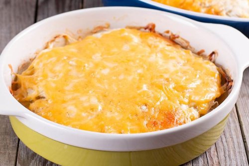 Creamy 5-Ingredient Amish Mashed Potato Casserole Recipe: A Ticket to Cheese-Lover's Heaven | Amish Recipes | 30Seconds Food