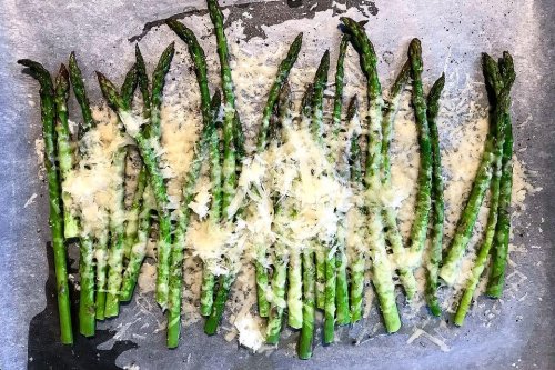 Cheesy Baked Parmesan Asparagus Recipe Bakes in 10 Minutes & Will Impress