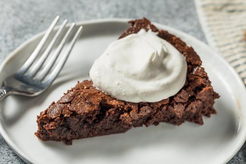 Decadent Chocolate Brownie Pie Recipe (No Crust, One Bowl)