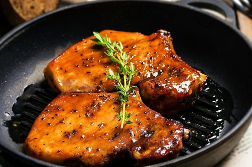 5-Ingredient Southwest Baked Pork Chops Recipe Is a Keeper