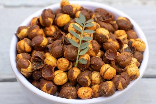Crispy Baked Chickpeas Recipe: A Healthy Topping or Craveable Snack