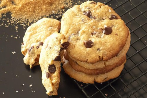 Salted Caramel Chocolate Chip Cookies Recipe: This Is the Best Chocolate Chip Cookie Recipe Ever | Cookies | 30Seconds Food