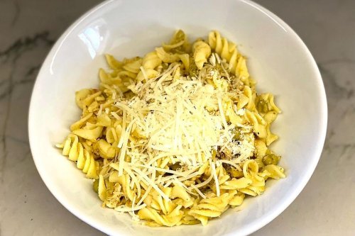 Easy Lemon Pasta Recipe: This Zesty Mediterranean Tuna Pasta Recipe Is Loaded With Lemon for Extra Flavor | Salads | 30Seconds Food