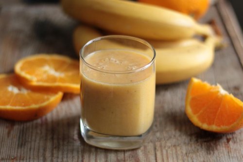 Orange & Banana Yogurt Smoothie Recipe: Meet Your New Favorite Breakfast Smoothie