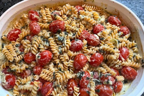 Creamy Spinach & Artichoke Dip Pasta Recipe Is Better Than Feta Pasta (3 Ingredients)