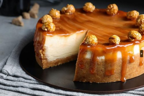 Creamy Salted Caramel Cheesecake Recipe With Caramel Corn Is Divine | Desserts | 30Seconds Food