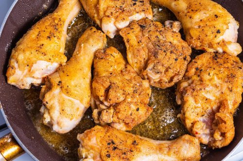 Tuscan Fried Chicken Recipe: This Lemony, Garlicky Fried Chicken Recipe Is How They Do It in Italy | Poultry | 30Seconds Food