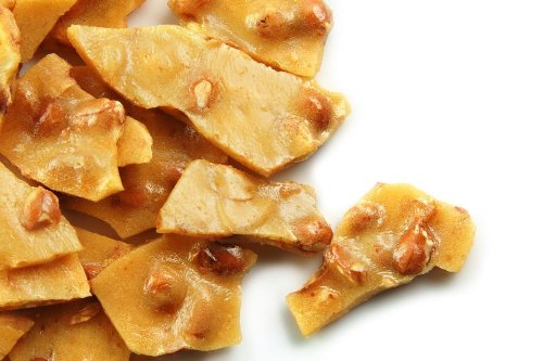 Microwave Peanut Brittle Recipe: This 6-Ingredient Old-fashioned Peanut Brittle Recipe Is Foolproof | Candy | 30Seconds Food