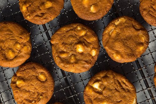 Pumpkin Spice Pudding Cookie Recipe Is Your Weekend Baking Therapy