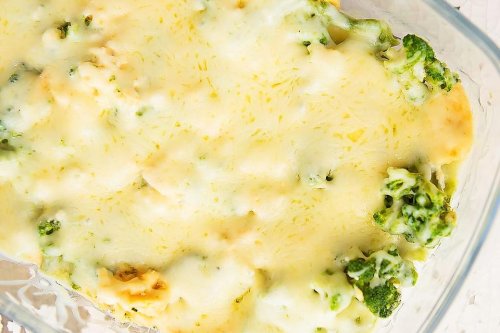 6-Ingredient Low-Carb Broccoli Cheese Casserole Recipe (No Rice)
