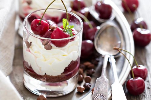 4-Ingredient Fudgy Cherry Brownie Trifle Dessert Recipe Is Love at First Bite