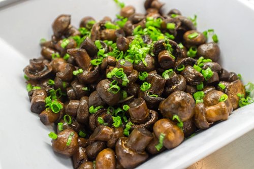 Golden Button Mushrooms Recipe Is Better Than a Steakhouse (5 Ingredients, 15 Minutes)