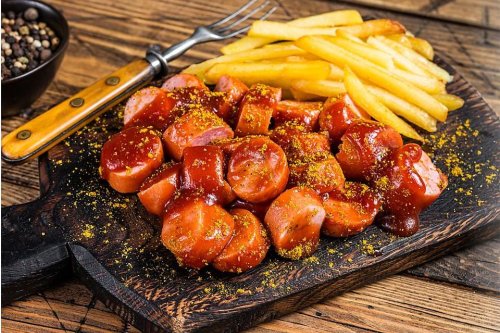 Easy Currywurst Recipe This German Street Food Is A Must During Oktoberfest Flipboard