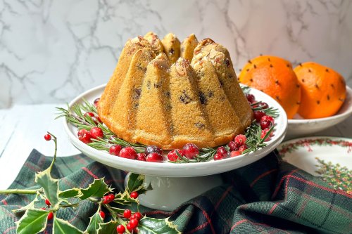 Christmas Kugelhopf: A Sweet Spiced Fruit Cake