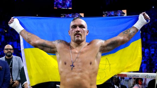 Oleksandr Usyk urges IOC not to allow Russians to compete under a neutral banner at Paris Olympics