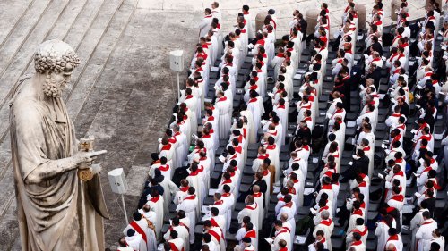 Pope Benedict funeral latest: Pope Francis leading funeral Mass for his predecessor
