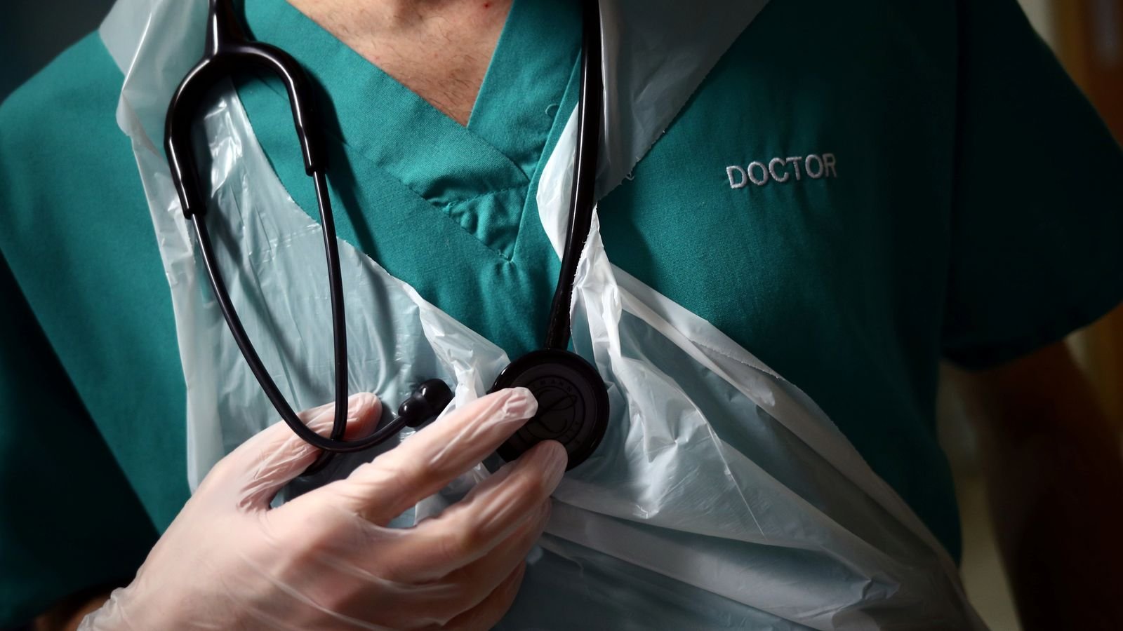 Junior doctors' strike: What to do if you need NHS care during 'longest ever' walkout