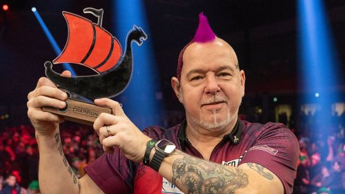Peter Wright beats Gerwyn Price in Nordic Darts Masters final to register his first TV title of 2023