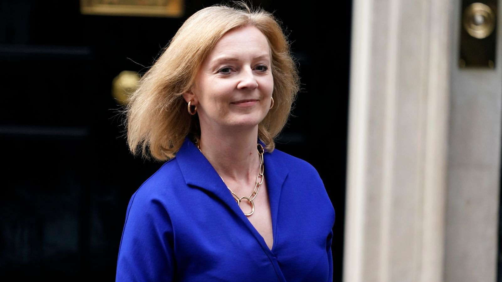 Cabinet reshuffle: Liz Truss 'delighted' to be promoted to foreign secretary as two of four top jobs go to women