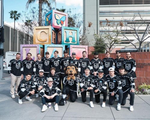 LA Kings Players Brighten Spirits at Children’s Hospital Los Angeles (CHLA) in Recognition of Make March Matter