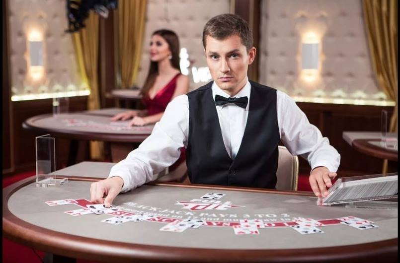 Dealer la gi Cac game cuoc voi Dealer tai nha cai 3King