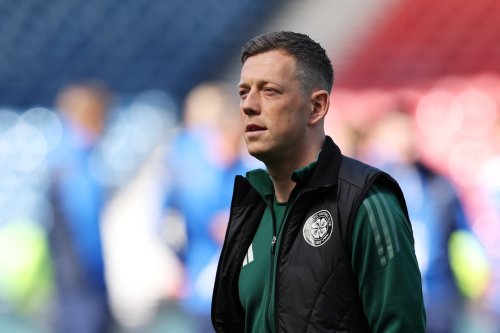 Pat Bonner says Celtic star isn't good enough to replace Callum McGregor amid Jeffrey Schlupp surprise