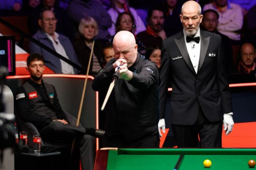 John Higgins’ superb Celtic quip after hearing what Ronnie O’Sullivan said about him at 2025 World Snooker Championship