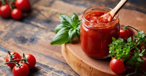 Julie Andrieu dévoile l’astuce surprenante des cuisinières Italiennes pour sublimer les plats à la sauce tomate ! - 750g.com