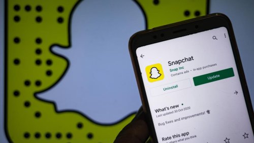 New Snapchat setting means parents can now see who their teens are messaging