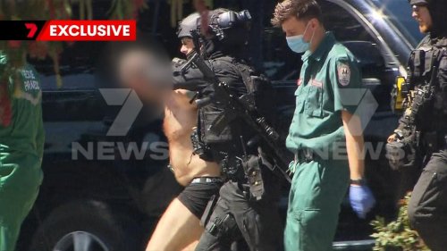 Police swoop on sword-wielding suspect at Adelaide home