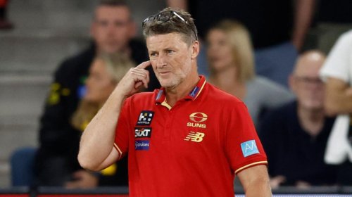 Damien Hardwick’s Marvel Stadium curse continues as Suns suffer shock loss to Richmond