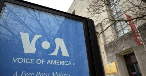 La justice ordonne le rétablissement de Voice of America, que Donald Trump veut démanteler