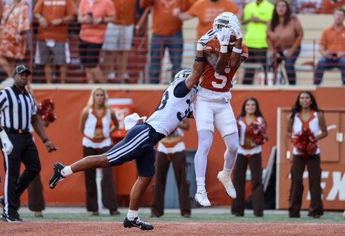Patriots meet with two Texas draft prospects who would help ‘weaponize’ the offense