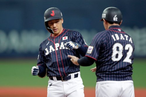 Red Sox make big splash, sign Japanese star Masataka Yoshida