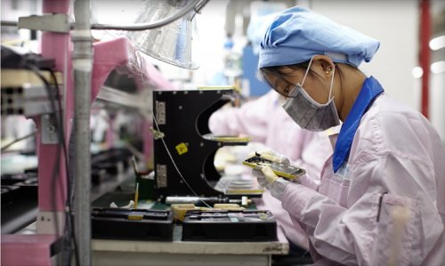 Apple’s challenges in ensuring fair treatment of workers in complex supply chains