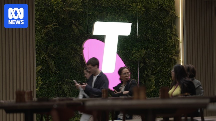 Telstra outage: 'Largely returned to business as usual' after nationwide crash