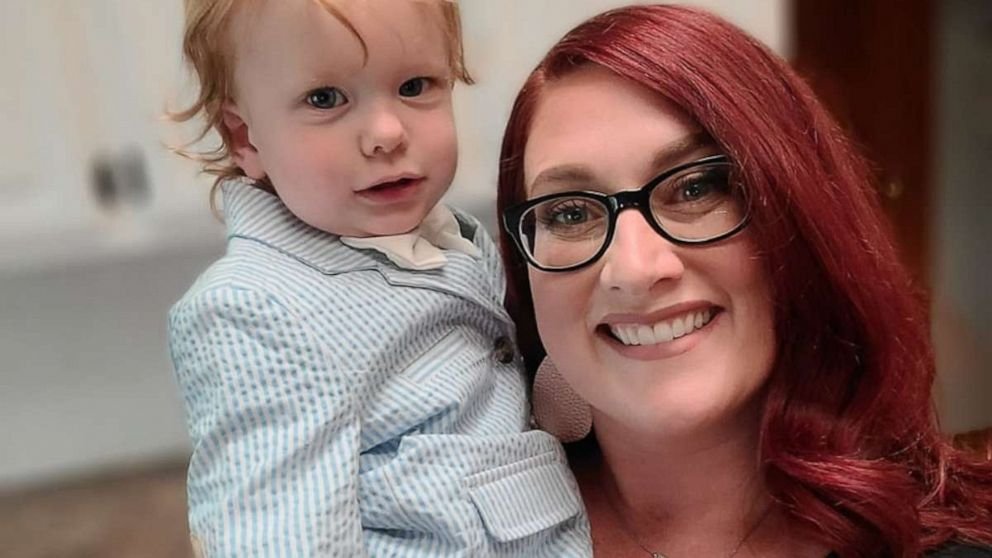 Mom who brought toddler to job interview sparks conversation on child care crisis