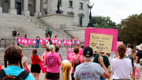 South Carolina's Supreme Court strikes down 6-week abortion ban