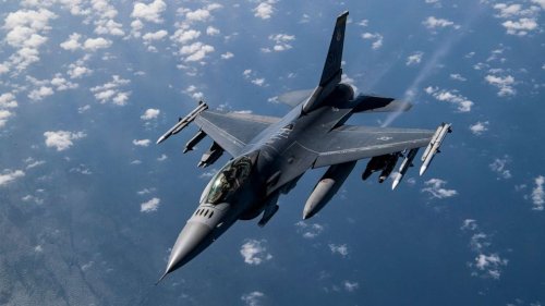 Sonic boom: F-16s investigate unresponsive plane in restricted airspace over DC