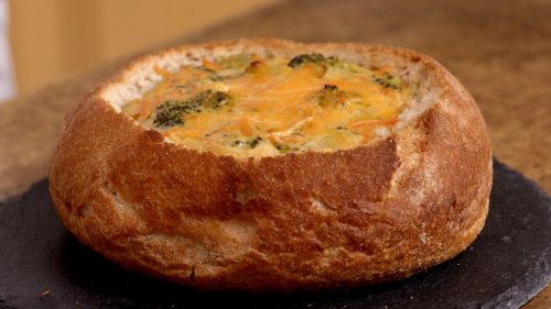 How to make a copycat version of Panera Bread’s iconic broccoli cheddar soup