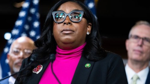 Charges against Rep. LaMonica McIver spark backlash after incident with ICE agents