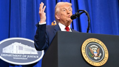 Trump, addressing DOJ attorneys, says that those who fight him in court are 'scum'