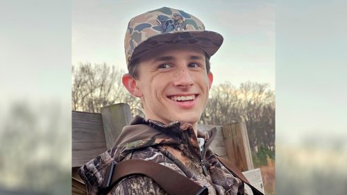 Costa Rican officials suspect former Yankee's teen son died of 'food intoxication'