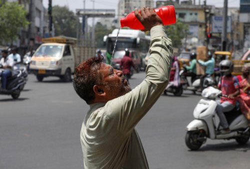 Scorching heat roasts India as New Delhi soars to 116 F