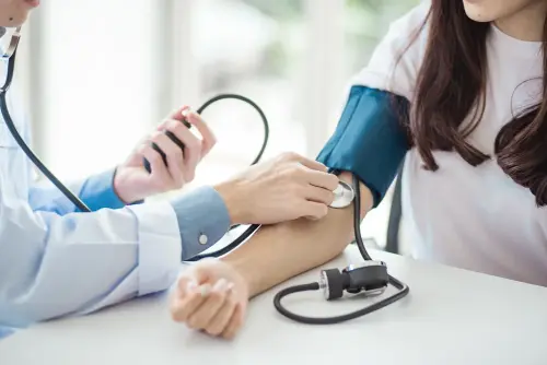 How to Naturally Reduce High Blood Pressure