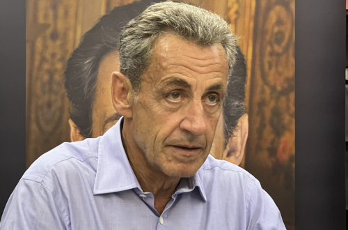 Le très coûteux vol en hélicoptère de Nicolas Sarkozy entre Nice et le Var fait des vagues