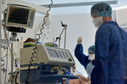 Covid-19 à Paris : hospitalisations et admissions en réanimation toujours en augmentation