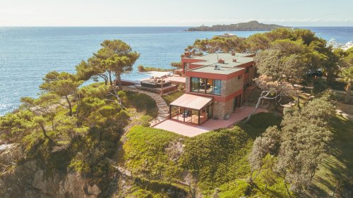 Maßgeschneiderter Luxusurlaub an der Côte d’Azur: Entspannen Sie in der Villa Des Îles D’Or in Hyères
