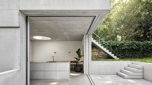 Hinterhof-Umbau in Freiburg: In diesem Haus mit Garten verbindet sich Altes mit Neuem